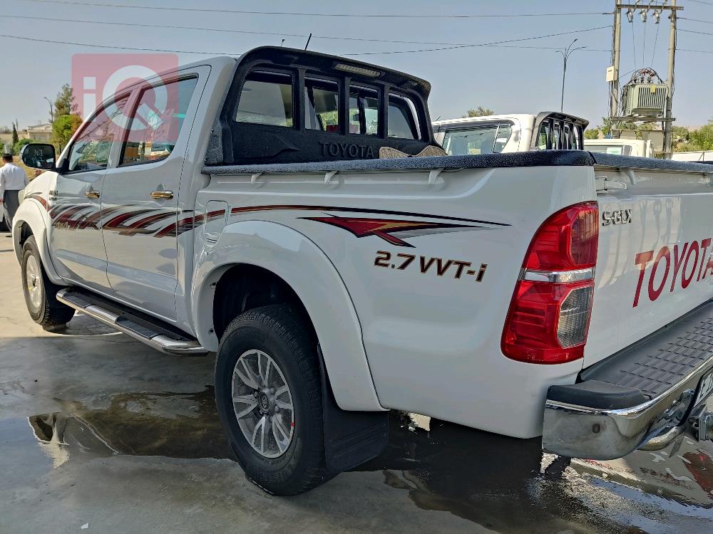 تۆیۆتا هایلۆکس